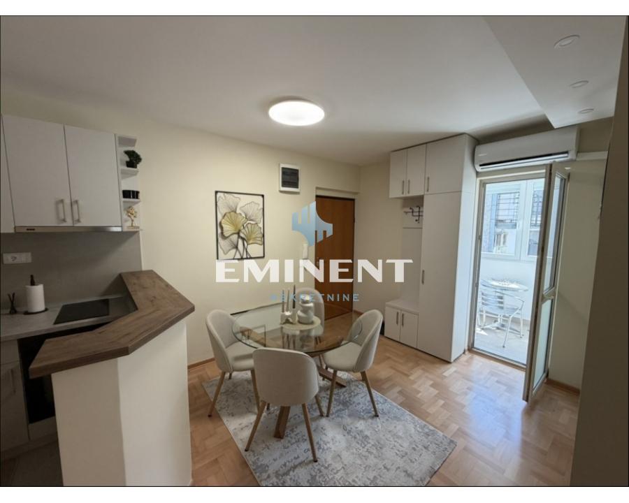 Stan Izdavanje Beograd Stan Izdavanje Beograd Hram Svetog Save 54 m2