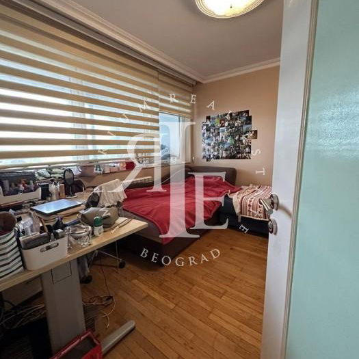 Trosoban stan na prodaju, Paviljoni, Beograd, 86m², 325.000 €