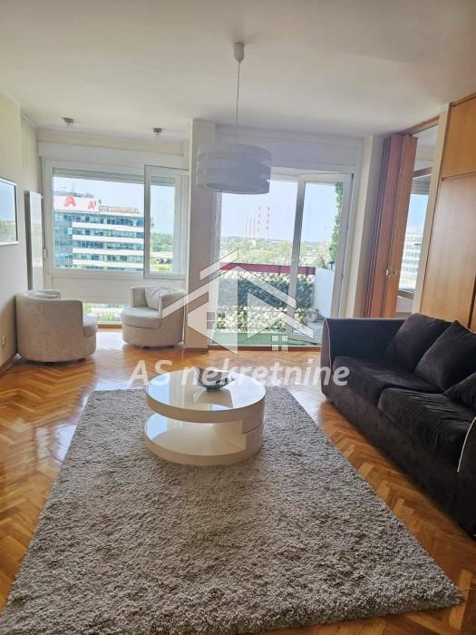 Stan Izdavanje Beograd Blok 23 73 m2