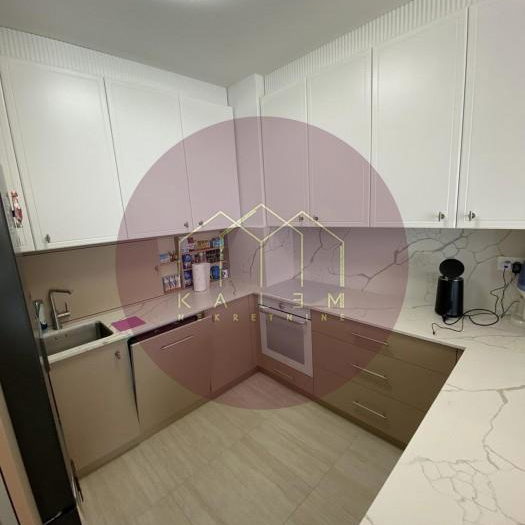 Stan Prodaja Beograd  140 m2