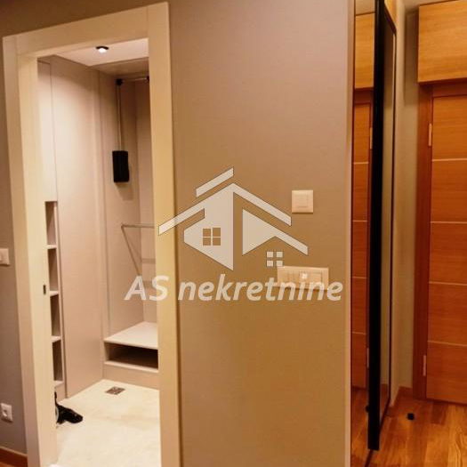 Trosoban stan za izdavanje, Blok 65, West 65, Beograd, 98m², 2.000 €/mes