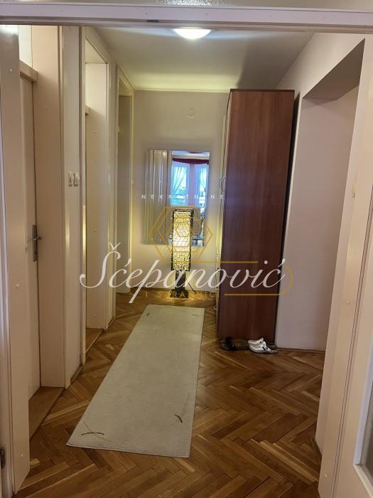 Stan Prodaja Novi Sad  85 m2