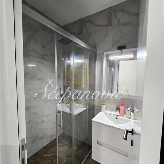 Stan Prodaja Novi Sad  87 m2