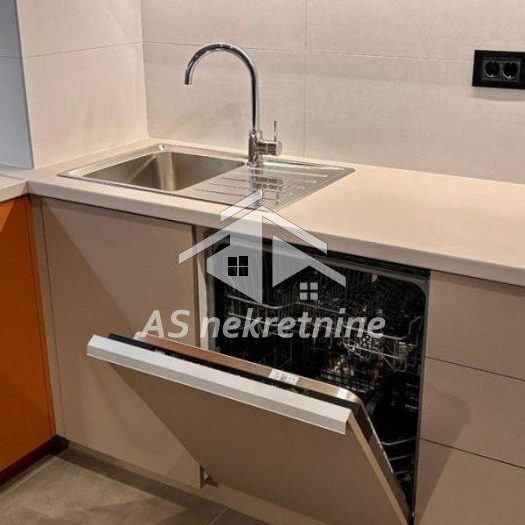 Stan Izdavanje Beograd Hala Pionir 60 m2