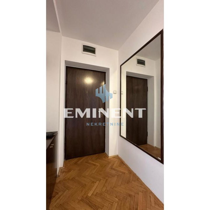 Trosoban stan za izdavanje, Kalenić Pijaca, Beograd, 64m², 1.000 €/mes