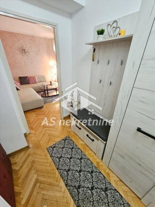 izdavanje-lokala-beograd-5rqBK7v7K6 Trosoban stan za izdavanje, Slavija, Beograd, 85m², 1.000 €/mes