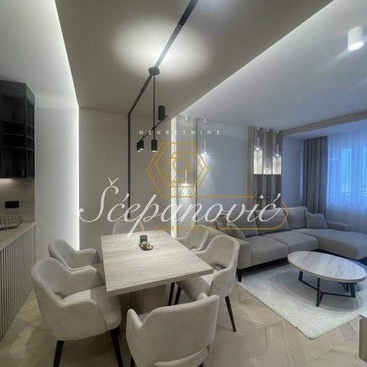 Stan Izdavanje Novi Sad  52 m2
