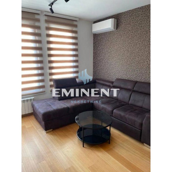 Stan Izdavanje Beograd Blok 65 45 m2