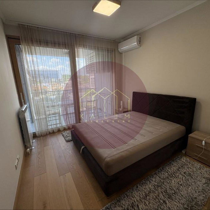 Stan Izdavanje Beograd  53 m2