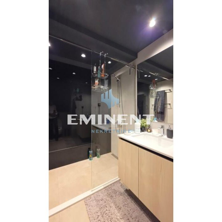 Četvorosoban stan na prodaju, Beograd na Vodi, Beograd, 110m², 550.000 €