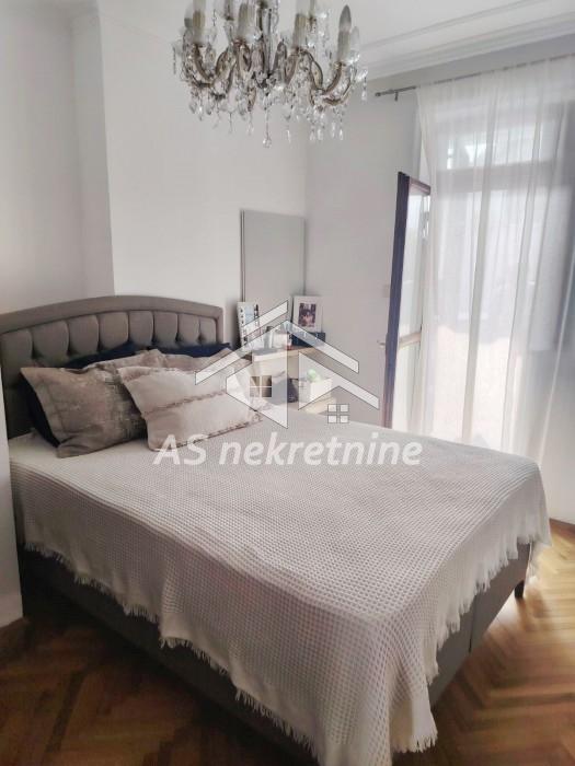 Četvorosoban stan za izdavanje, Bulbulder, Beograd, 120m², 1.250 €/mes