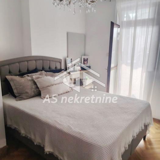Četvorosoban stan za izdavanje, Bulbulder, Beograd, 120m², 1.250 €/mes