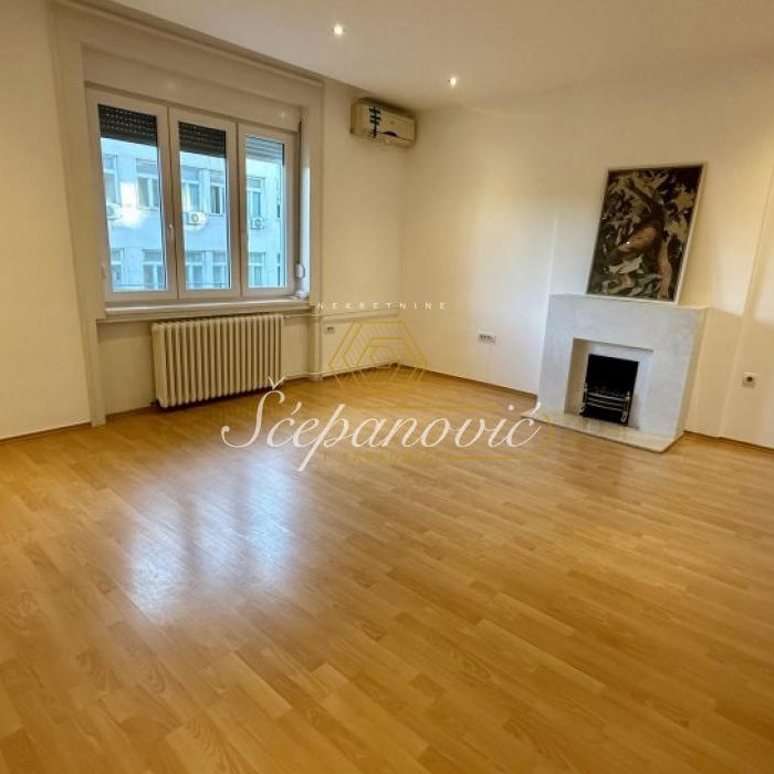Stan Prodaja Novi Sad  112 m2