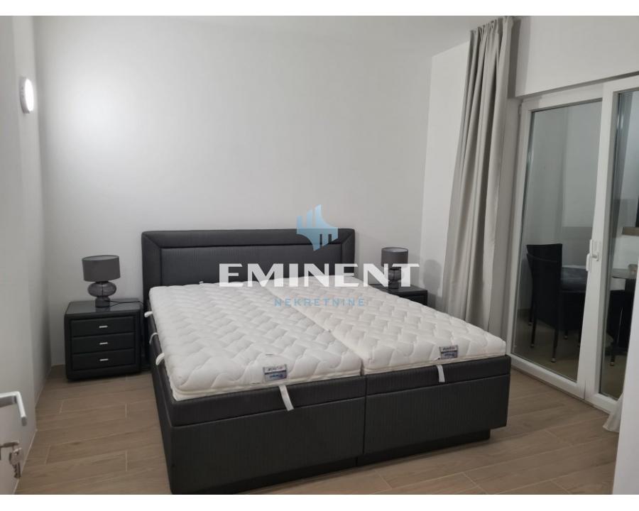 Stan Prodaja Beograd Dedinje 220 m2