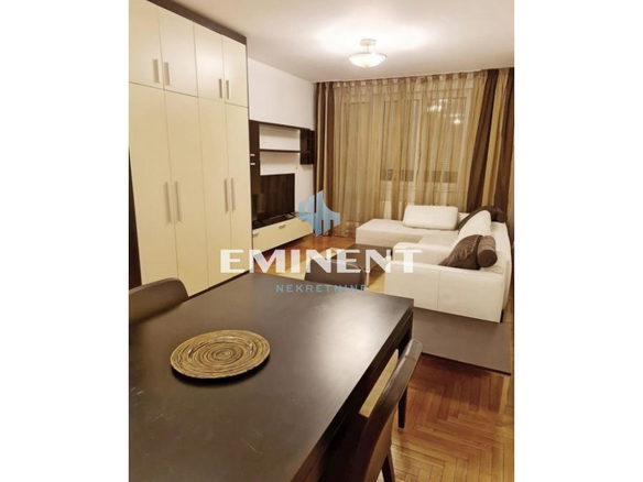 Stan Izdavanje Beograd Blok 22 84 m2
