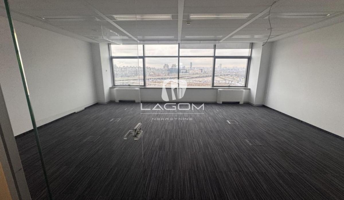 Lokal za izdavanje, Blok 67 – Belville, Beograd, 838m², 8. sprat, 15.595 €/mes
