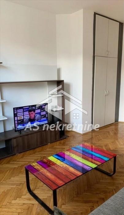 Stan Izdavanje Beograd Brankova 70 m2