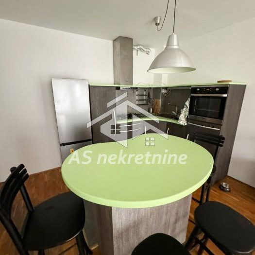 Stan Izdavanje Beograd Južni Bulevar 73 m2
