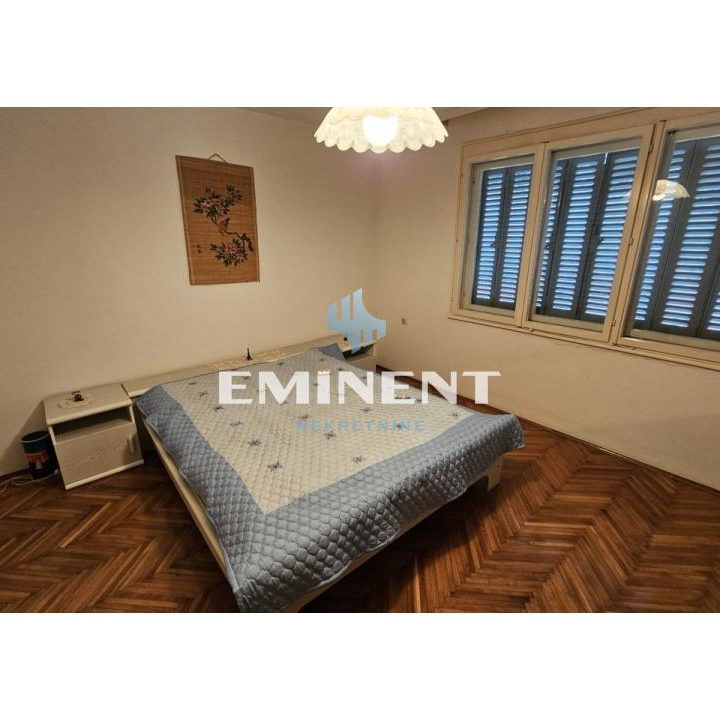 Kuća Prodaja Beograd Kaluđerica 315 m2