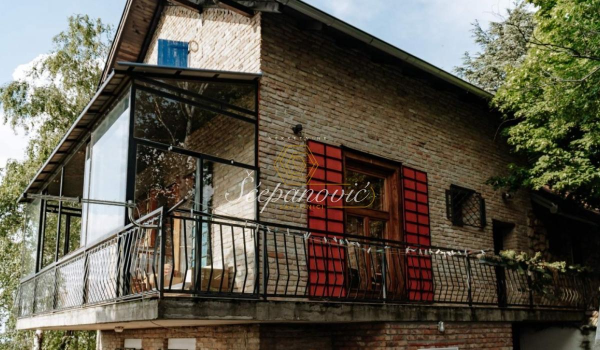 Kuća Prodaja Fruška Gora Kuća Prodaja Fruška Gora 307 m2
