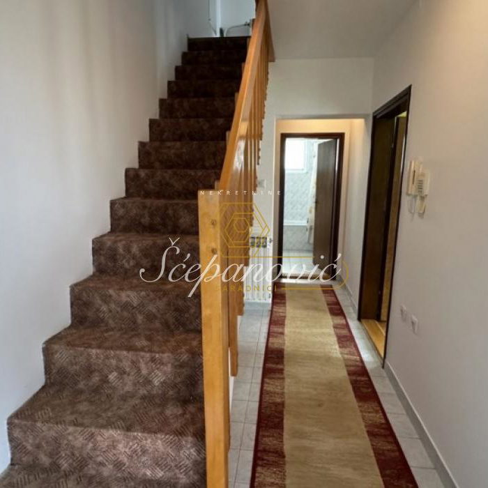 Kuća na prodaju, Sremska Kamenica, Novi Sad, 131m², 300.000 €