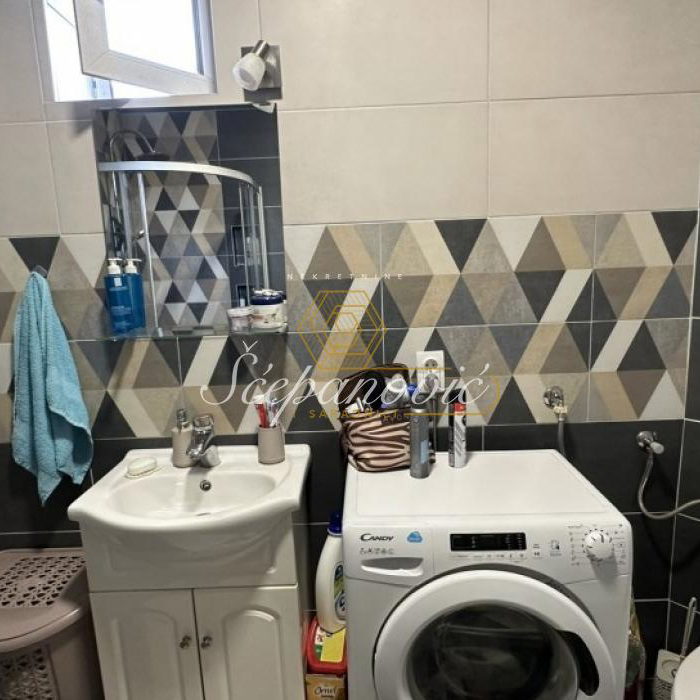 Kuća Prodaja Novi Sad  100 m2