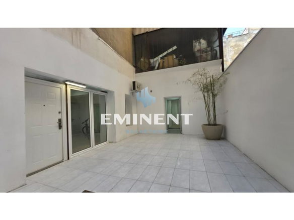 Lokal Izdavanje Beograd Ekonomski Fakultet 37 m2