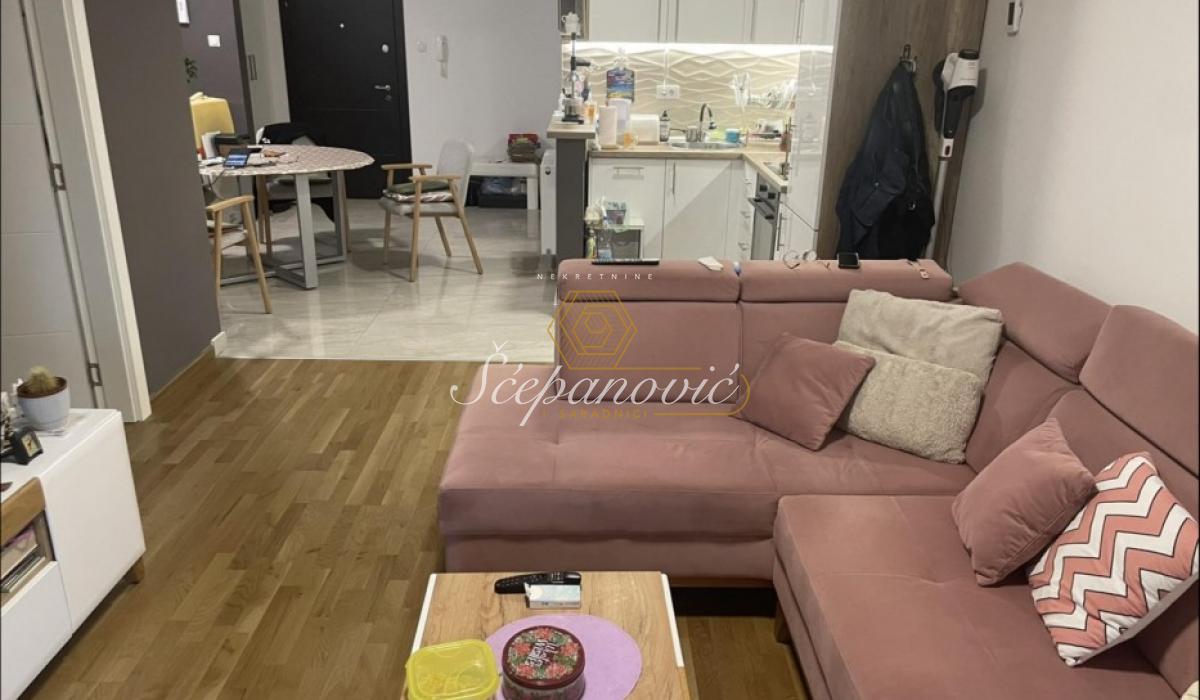 Stan Prodaja Novi Sad  52 m2