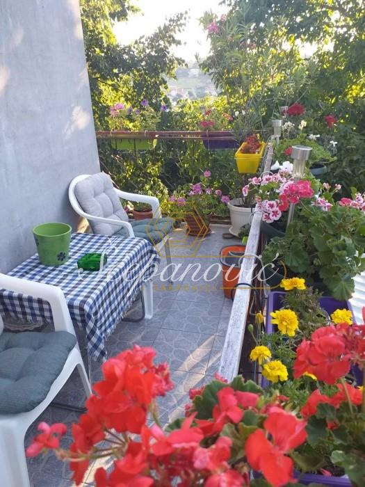 izdavanje-lokala-beograd-Oj7bVoQ5Q8 Kuća na prodaju, Čardak, Novi Sad, 57m², 200.000 €