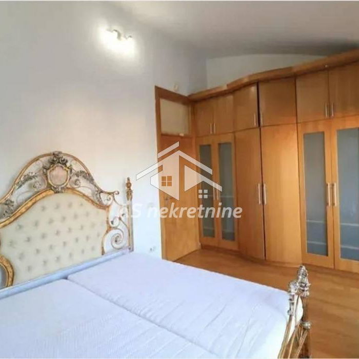 Četvorosoban stan za izdavanje, 27. Marta, Beograd, 222m², 2.200 €/mes