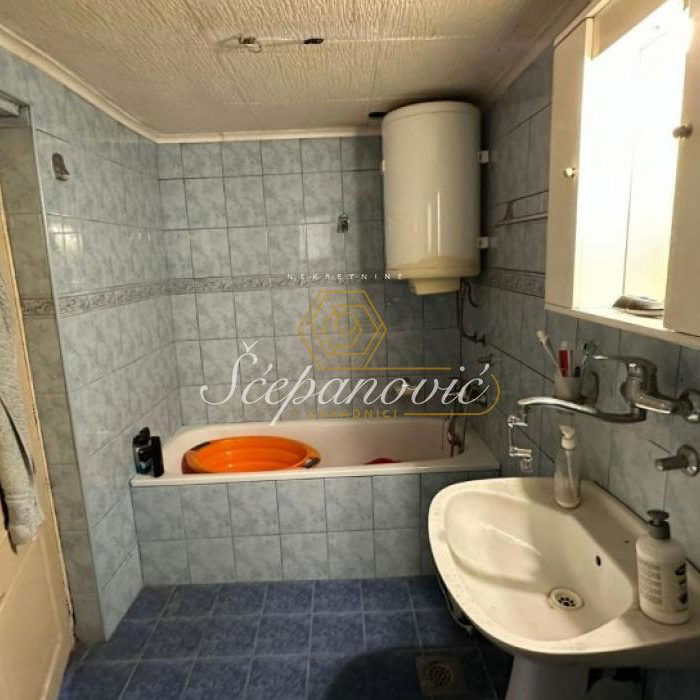 Kuća na prodaju, Majur, Novi Sad, 75m², 175.000 €