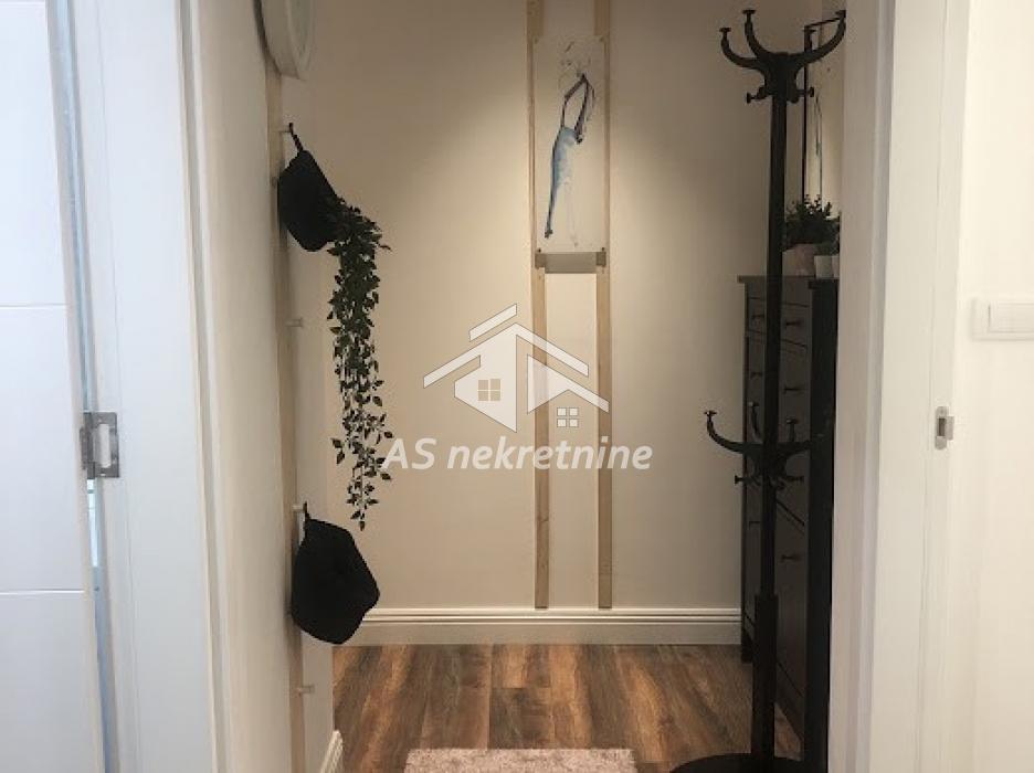 izdavanje-lokala-beograd-Sp34FFCKfZ Trosoban stan za izdavanje, Cara Dušana, Beograd, 75m², 1.200 €/mes