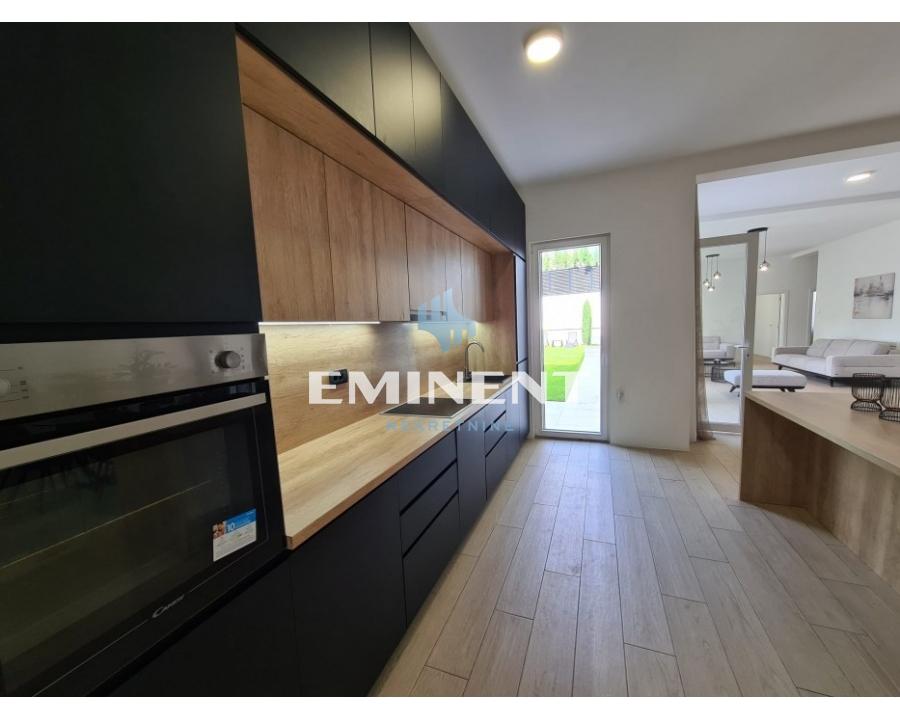 Stan Prodaja Beograd Dedinje 220 m2