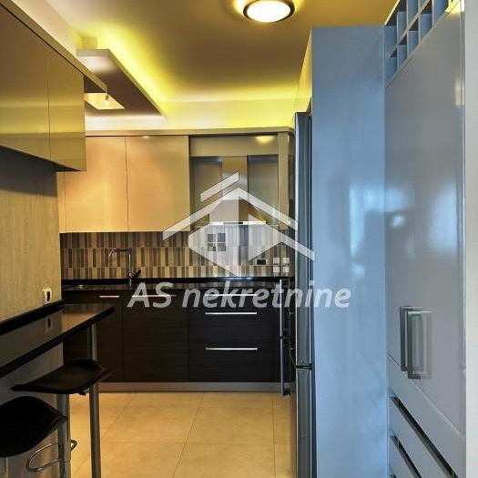 Stan Izdavanje Beograd Lekino Brdo 81 m2