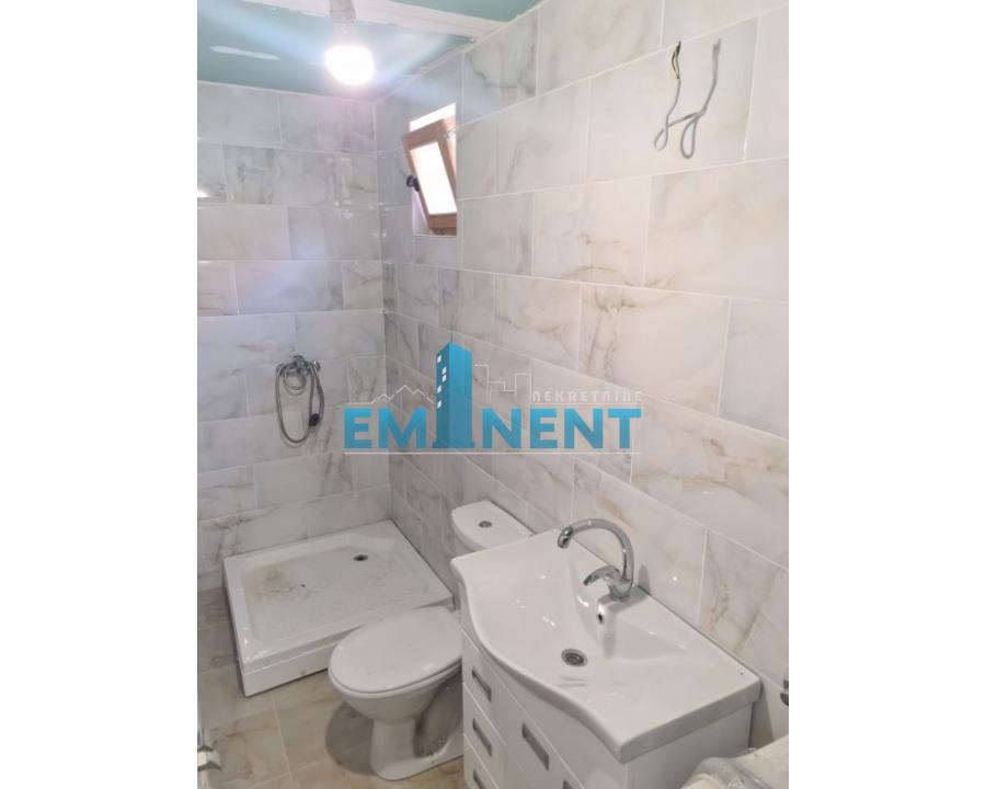 Kuća na prodaju, Slankamenački Vinogradi, Inđija, 150m², 65.000 €