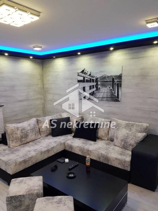 izdavanje-lokala-beograd-U3mKwnAwQD Stan Izdavanje Beograd Trg Republike 50 m2