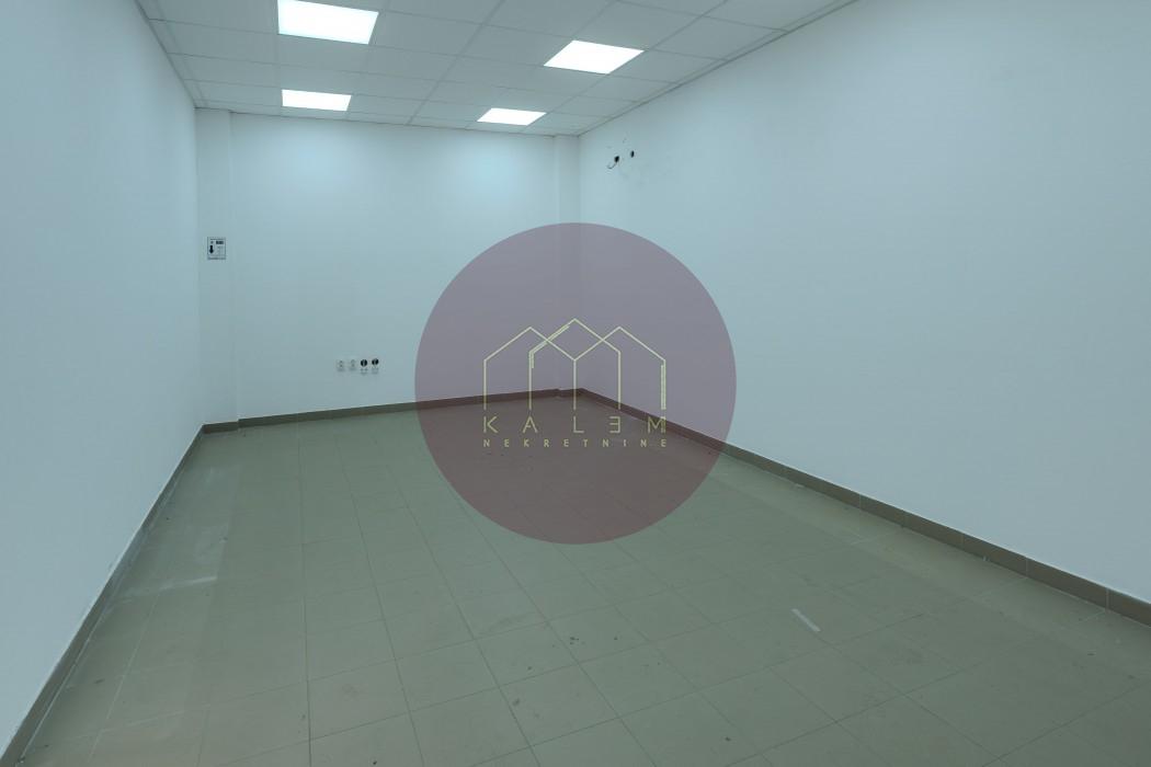 Lokal za izdavanje, Konjarnik, Beograd, 1195m², 6.500 €/mes