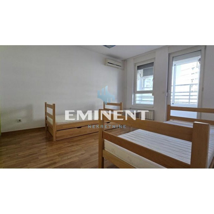 Trosoban stan za izdavanje, Blok 67 – Belville, Beograd, 100m², 1.300 €/mes