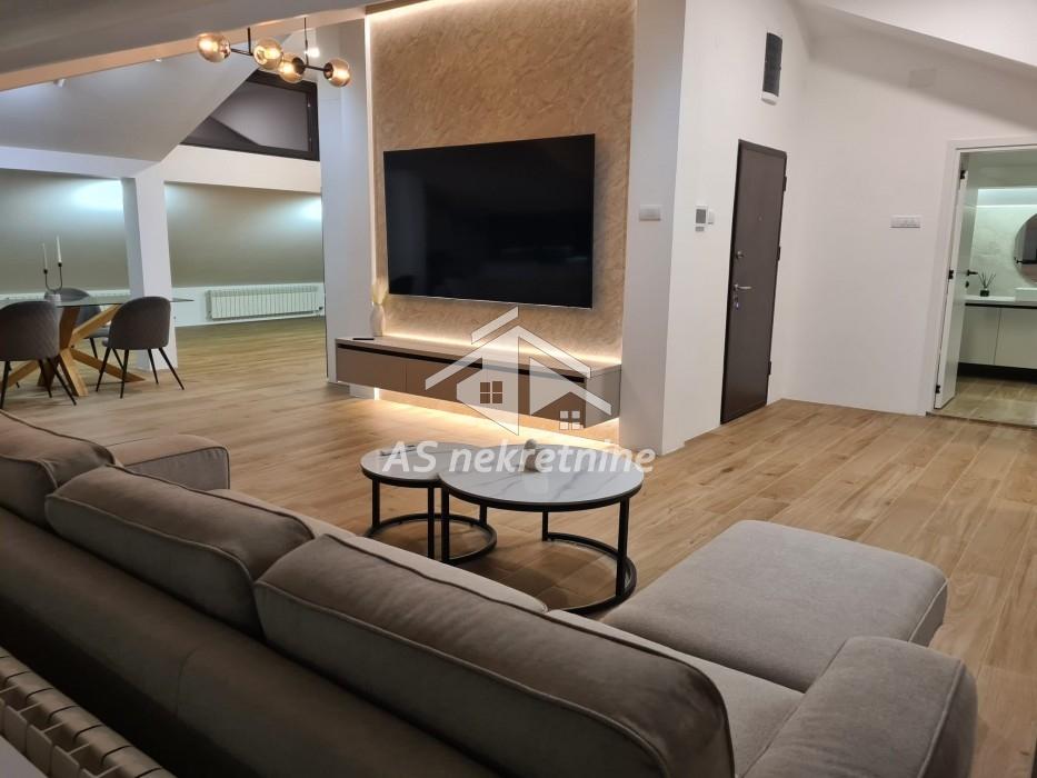 Stan Izdavanje Beograd Dedinje 360 m2