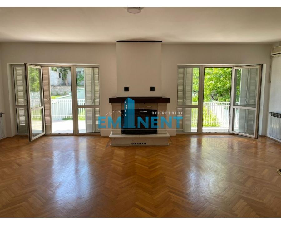 Kuća na prodaju, Voždovačka Crkva, Beograd, 600m², 1.300.000 €