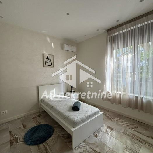 Stan Izdavanje Beograd Senjak 200 m2