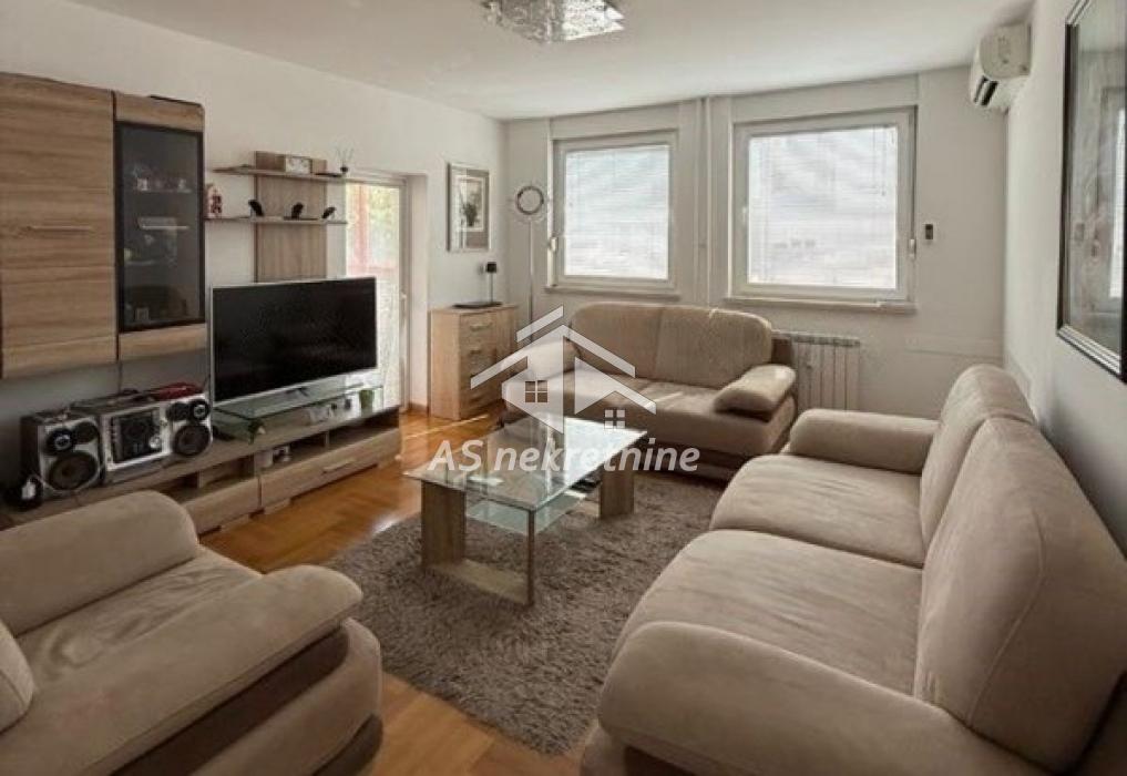 Trosoban stan na prodaju, Blok 29, Beograd, 85m², 399.000 €
