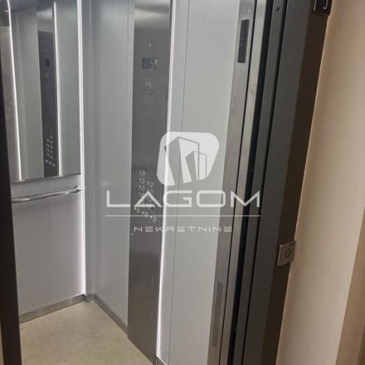 Dvosoban stan na prodaju, Blok 71, Beograd, 56m², 195.000 €