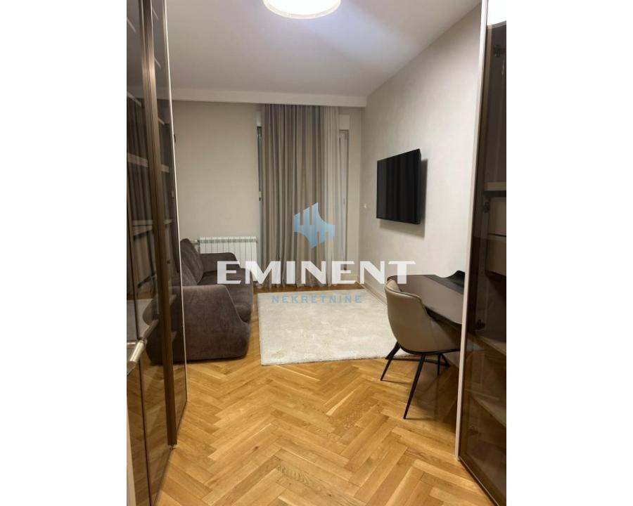 Stan Izdavanje Beograd Stan Izdavanje Beograd Blok 22 180 m2