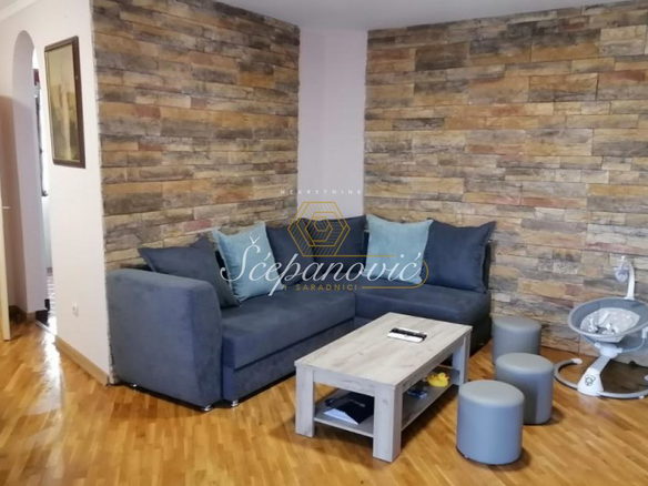 Stan Prodaja Novi Sad  71 m2