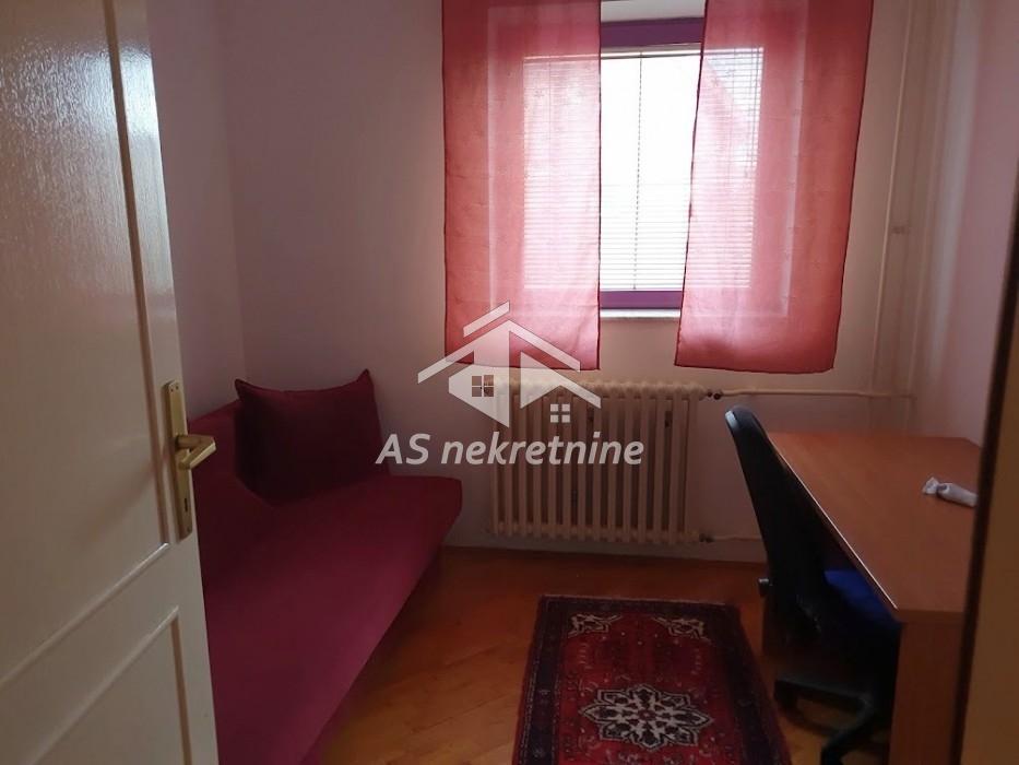 Stan Izdavanje Beograd Banovo Brdo 125 m2