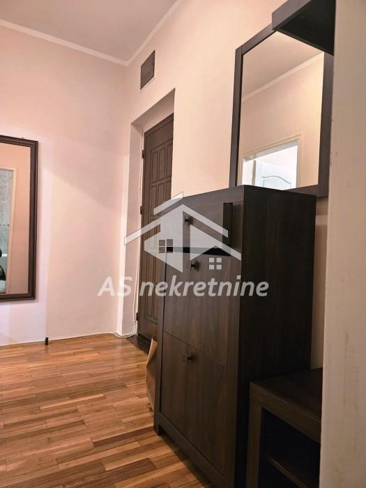 Stan Izdavanje Beograd Lekino Brdo 48 m2