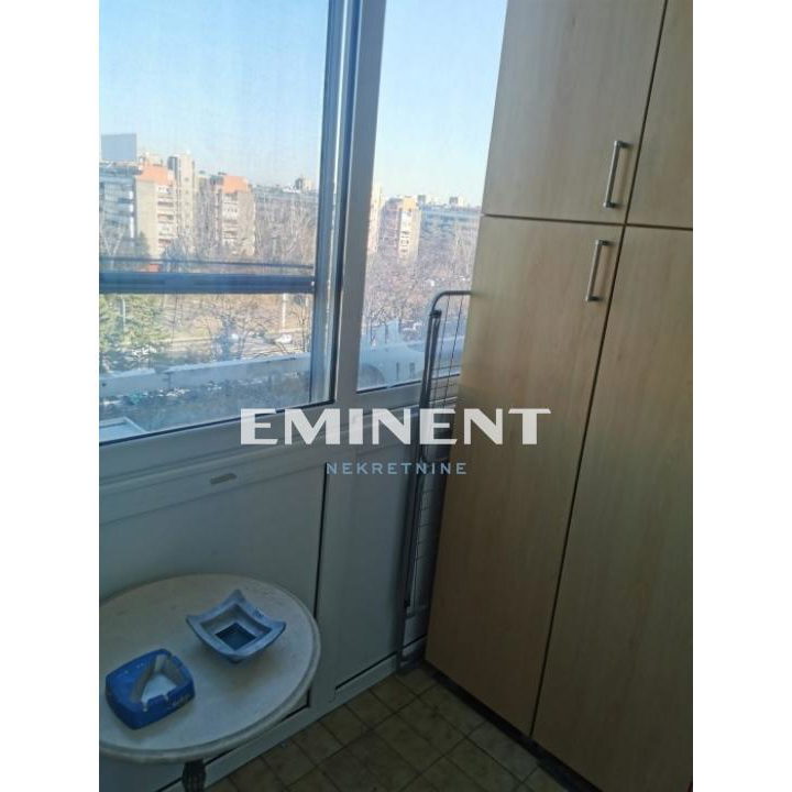 Dvosoban stan za izdavanje, Blok 28, Beograd, 60m², 650 €/mes