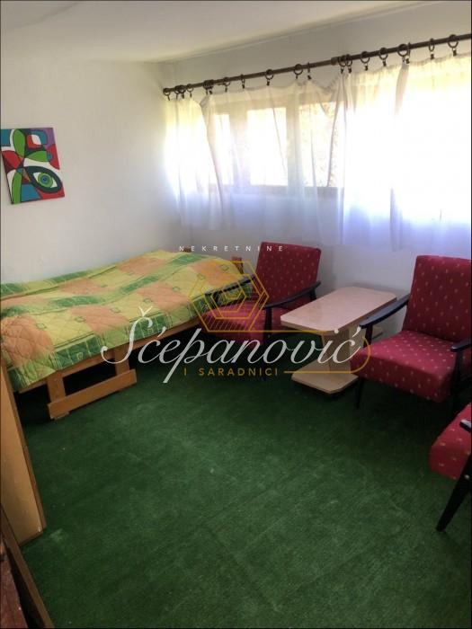 izdavanje-lokala-beograd-tIbkLuKEm7 Kuća na prodaju, Kamenjar, Novi Sad, 32m², 72.000 €