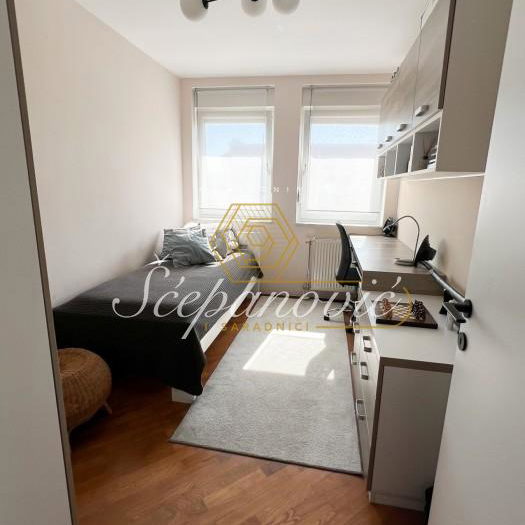 Stan Prodaja Novi Sad Cara Dušana 102 m2